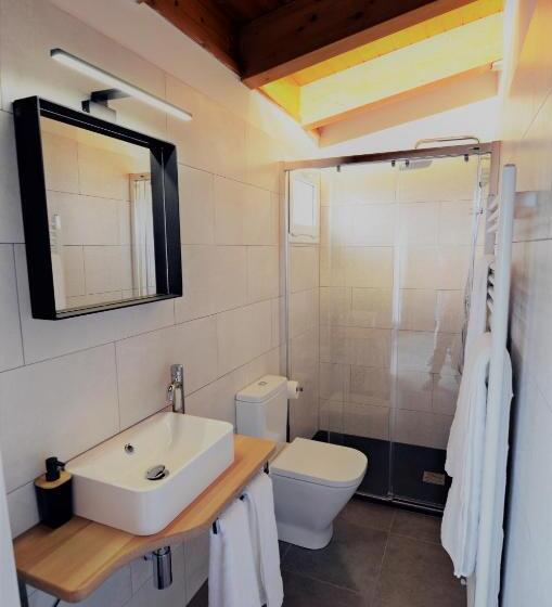 Люкс Кровать Кинг, Cal Roig Hotel Rural