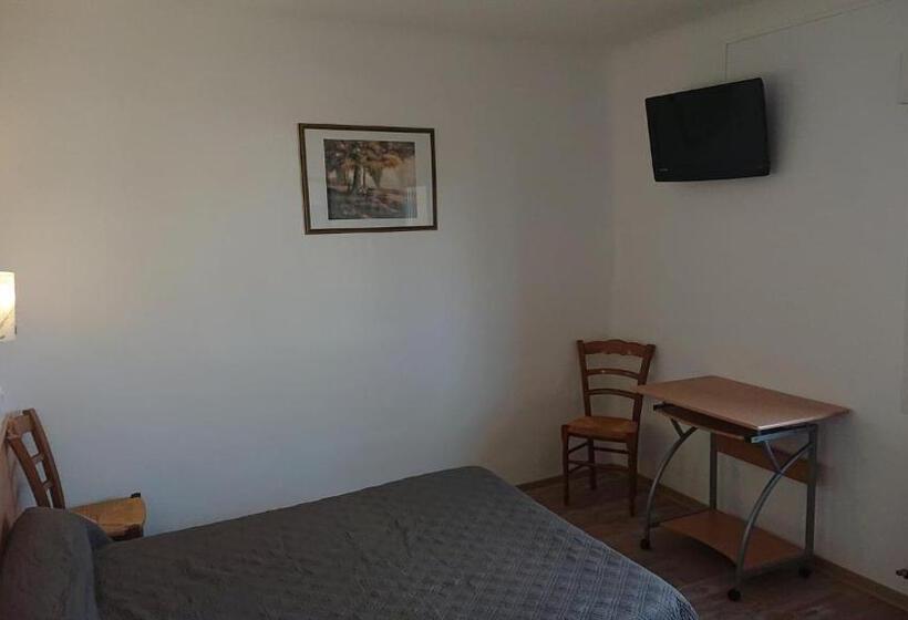 Номер Стандарт, Auberge Le Cévenol