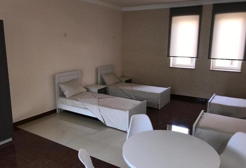 4인용 스탠다드 룸, Liko Hostel