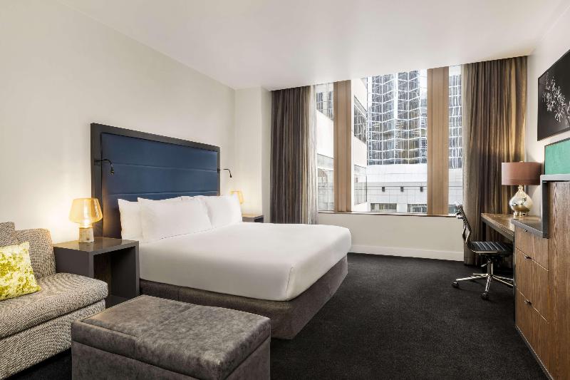 身障者適用キングサイズベッドルーム, Hilton Motif Seattle