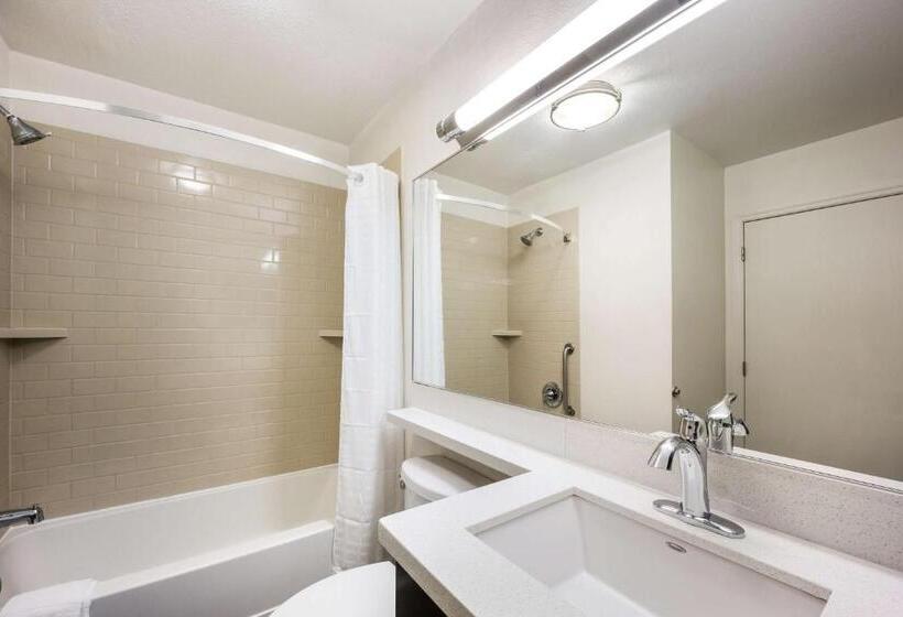 Люкс, Sonesta Simply Suites Dallas Las Colinas