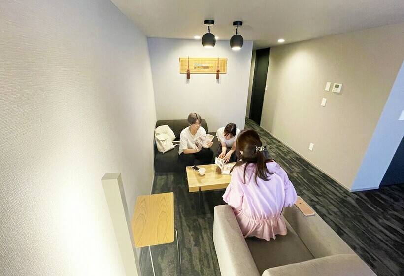 디럭스 룸, Resi Stay Mayu Grace