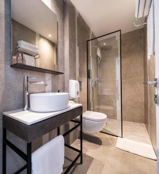 디럭스 스위트, Alinea Suites Limassol Center