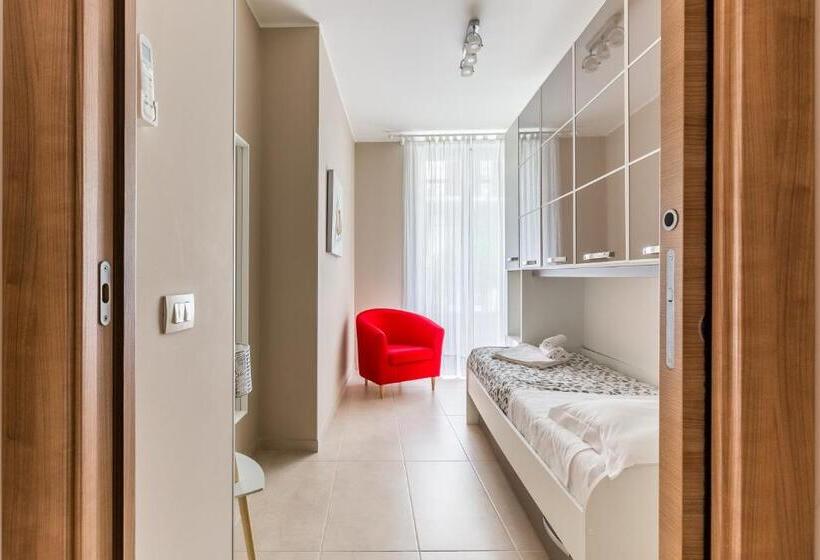 Apartamento 2 Dormitórios, Modica For Family   Rooms And Apartments