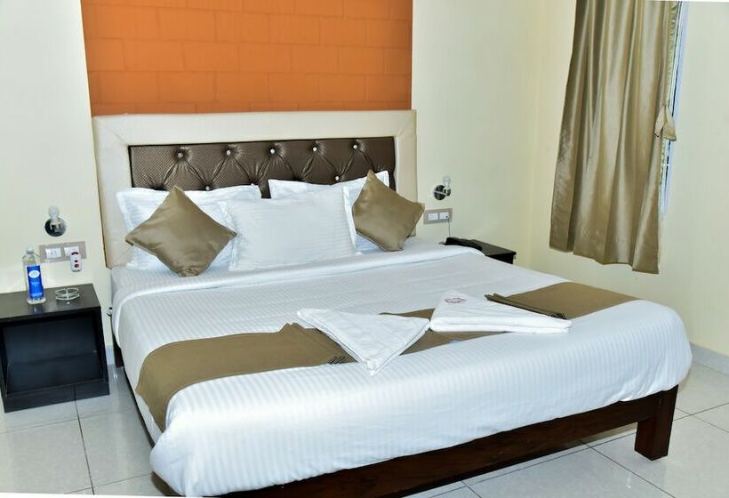 Вилла Deluxe 1 Спальня, Hoysala Resort