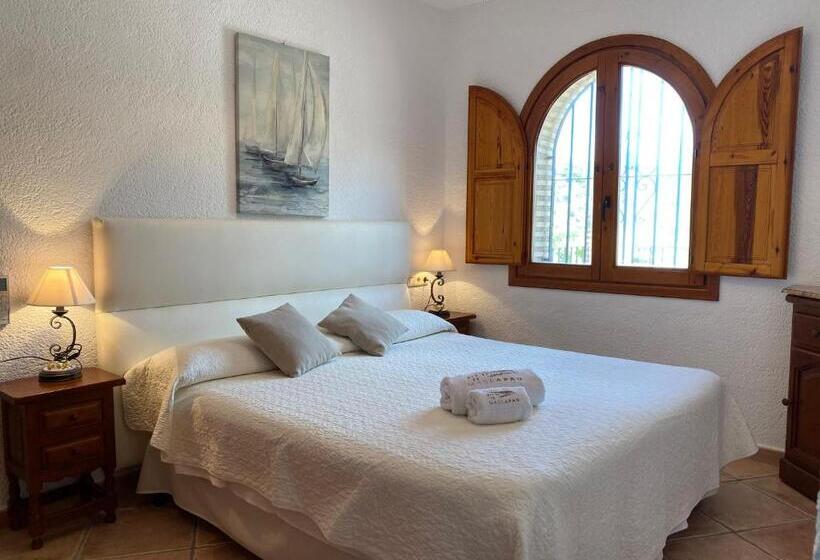 Номер Стандарт Вид на Сад, M A S L A P A U Country Hotel   Adults Only