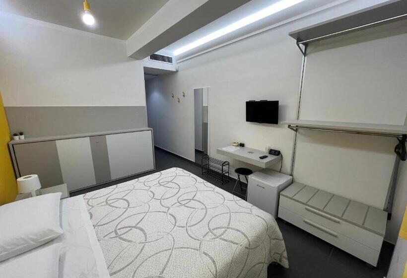 اتاق استاندارد با چشم‌انداز دریا, Sicilia Bedda B&b