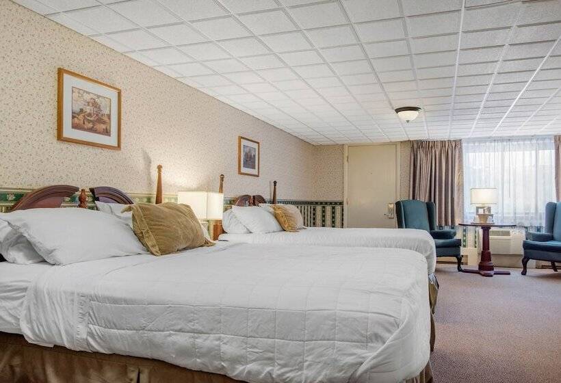 Номер Стандарт 2 Двуспальные Кровати, Coachman Inn