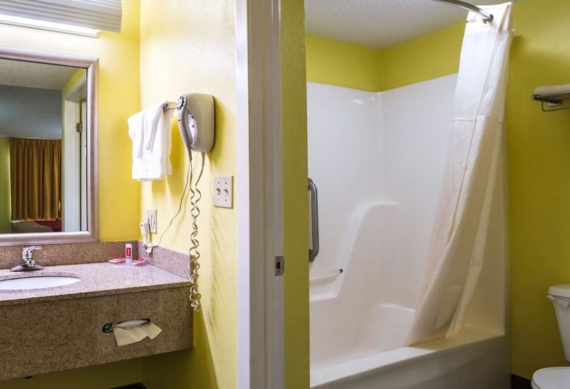 Номер Стандарт 2 Двуспальные Кровати, Econo Lodge