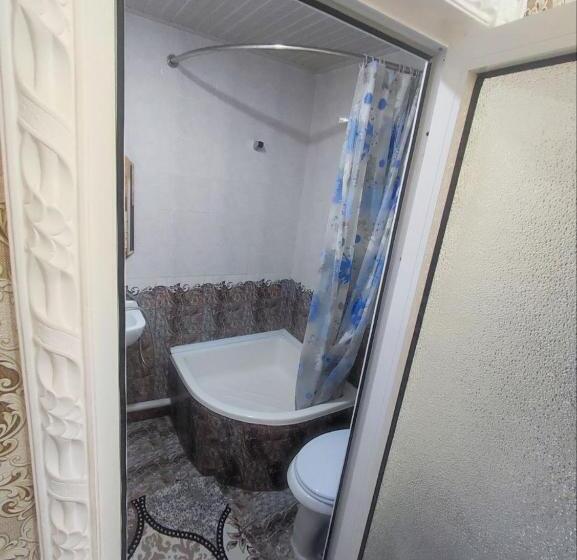 اتاق لوکس, Madina Mehribon Welcome To Bukhara