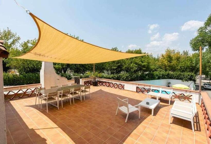 اتاق استاندارد, Newly Renovated Room W Pool & Bikeparking