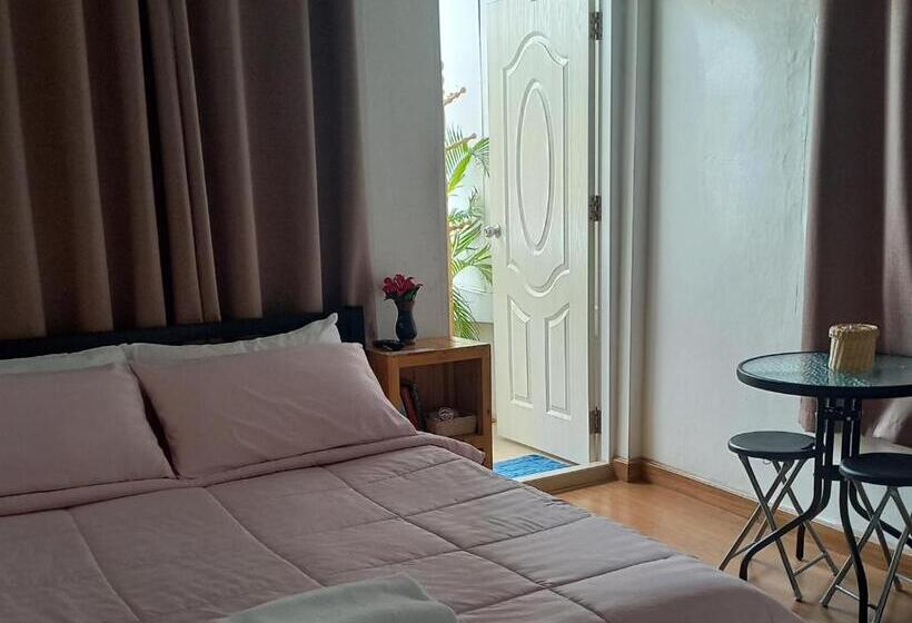 Quarto Deluxe Cama King, Happy Hostel
