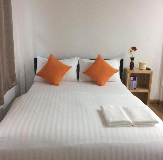 Quarto Deluxe Cama King, Happy Hostel