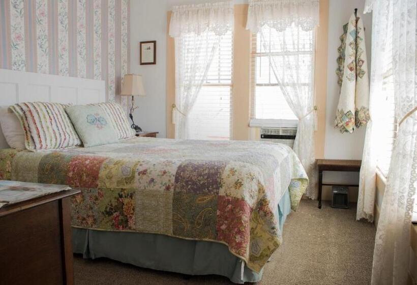Люкс Повышенной Комфортности, Wildflower Bed And Breakfast
