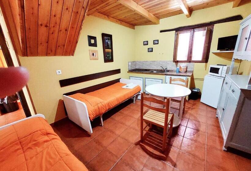 Номер Стандарт Трехместный, Apartahotel Portal De Leon