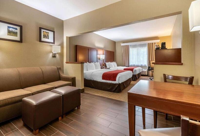 Люкс, Comfort Suites Fort Collins Near University