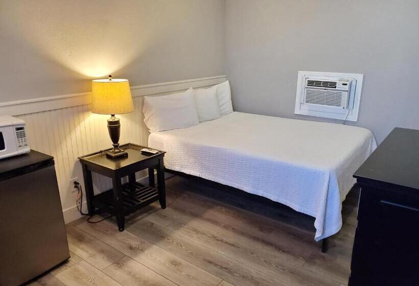 Номер Стандарт, Coronado Inn