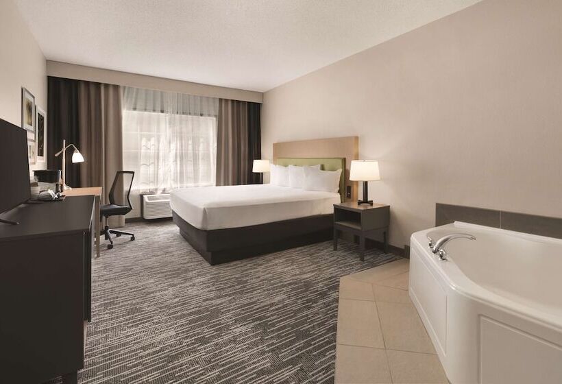Люкс с гидромассажем, Country Inn & Suites By Radisson, Detroit Lakes, Mn