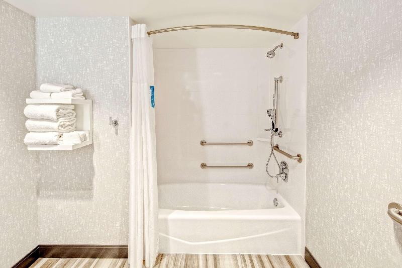 스탠다드 룸 킹사이즈 침대, Hampton By Hilton Encinitas Cardiff Beach Area