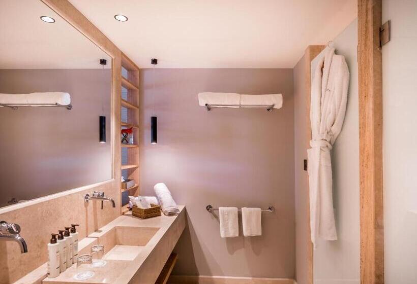 Suite King Bed, Magdala