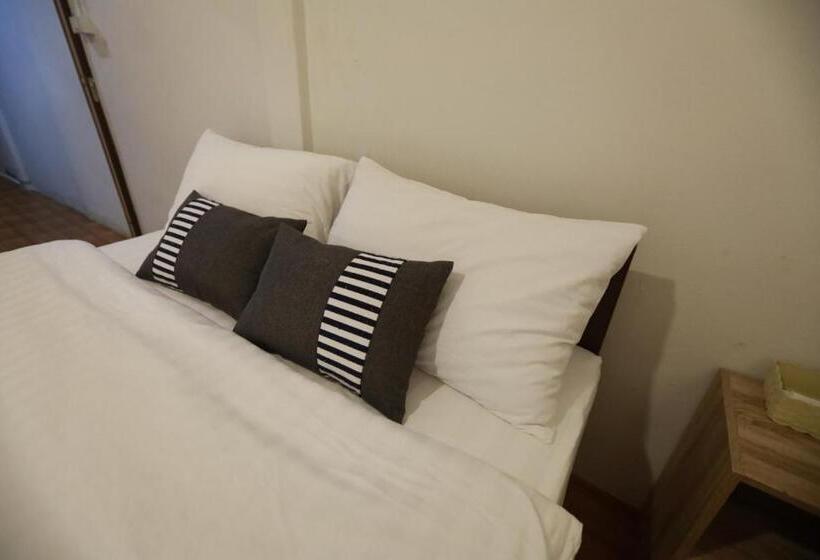 Quarto Deluxe, Banana Hostel Donmuang
