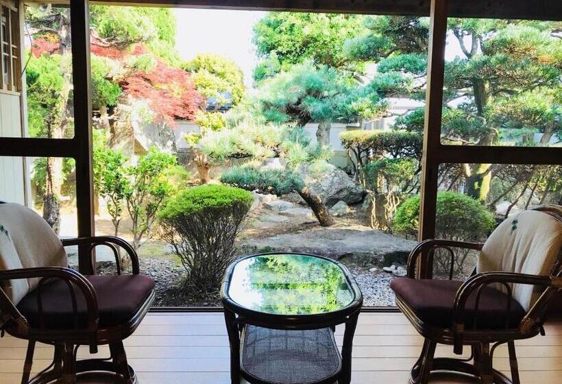 Семейный Номер, Guest House Wagaranchi Kai