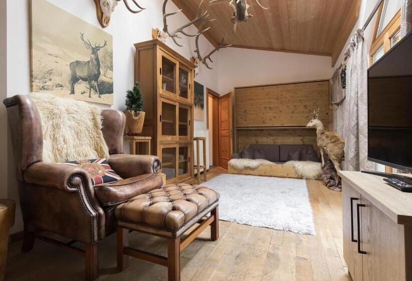 Дом 4 Спальни, Aparthotel Herzblick Gmbh