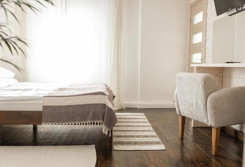 수피리어 룸, Guest House