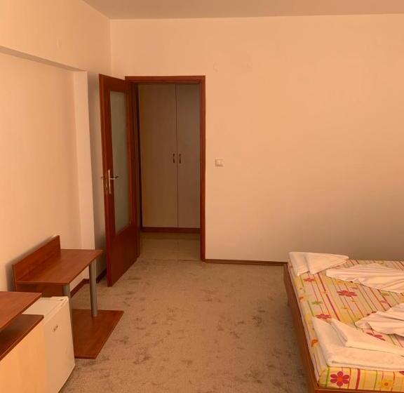 חדר אקונומי, Lilia Guest House