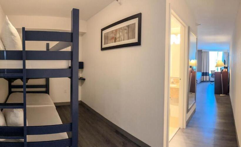 ファミリールーム, Comfort Inn & Suites Kissimmee By The Parks