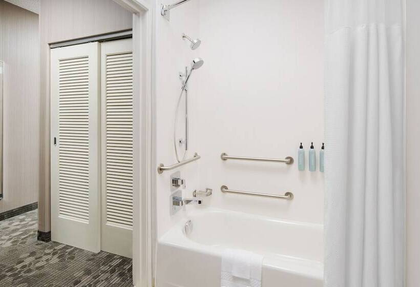 스탠다드 룸 더블 침대, Courtyard By Marriott Roseville