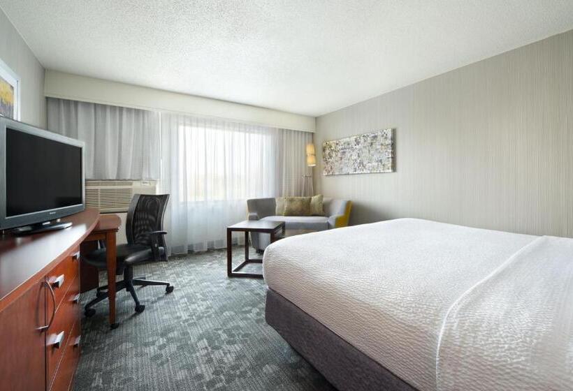 Quarto Standard Cama King, Courtyard Mishawaka University Area