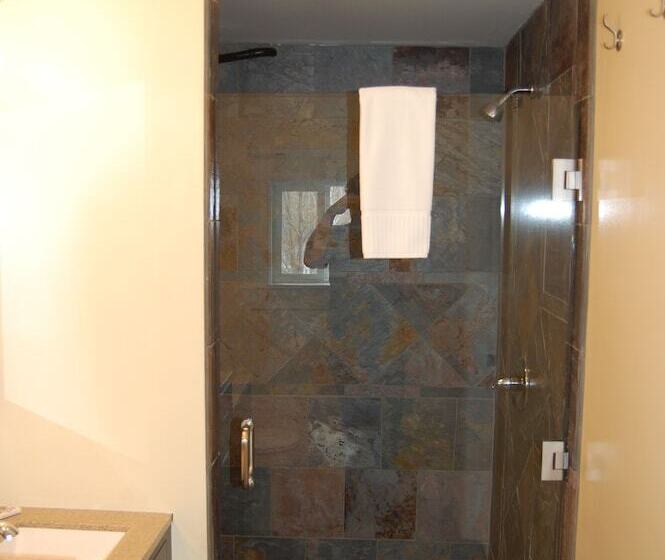 Номер Deluxe Кровать Кинг, Cranmore Inn