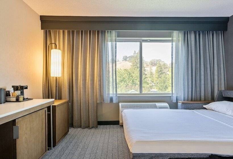 Номер Стандарт 2 Двуспальные Кровати, Sonesta Select Pleasant Hill
