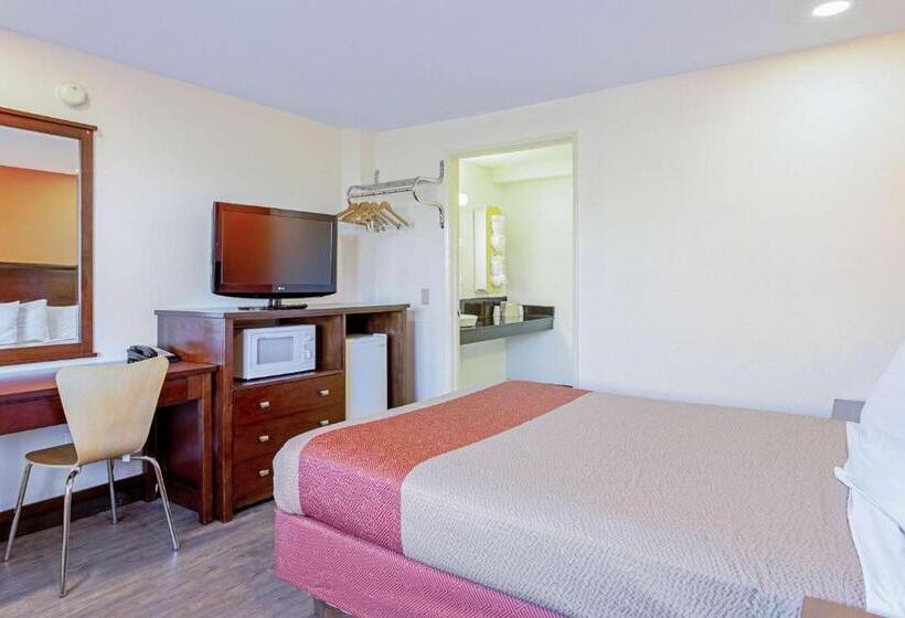 Номер Deluxe, Motel 6 Pendleton, Or  West