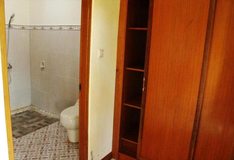 Номер Стандарт Вид на Сад, Monka House