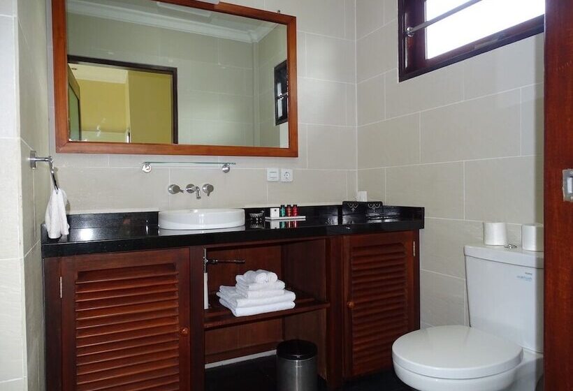 اتاق استاندارد با تخت دوبل, Bale Solah Lombok Holiday Resort