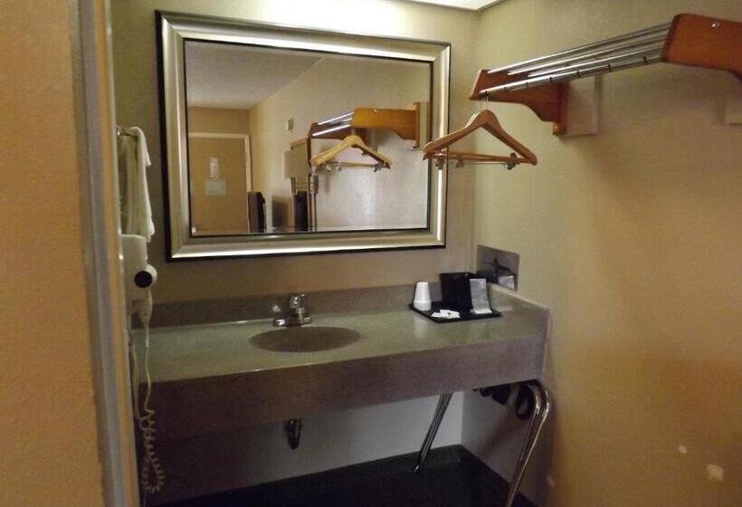 Номер Стандарт 2 Двуспальные Кровати, Executive Inn Kilgore