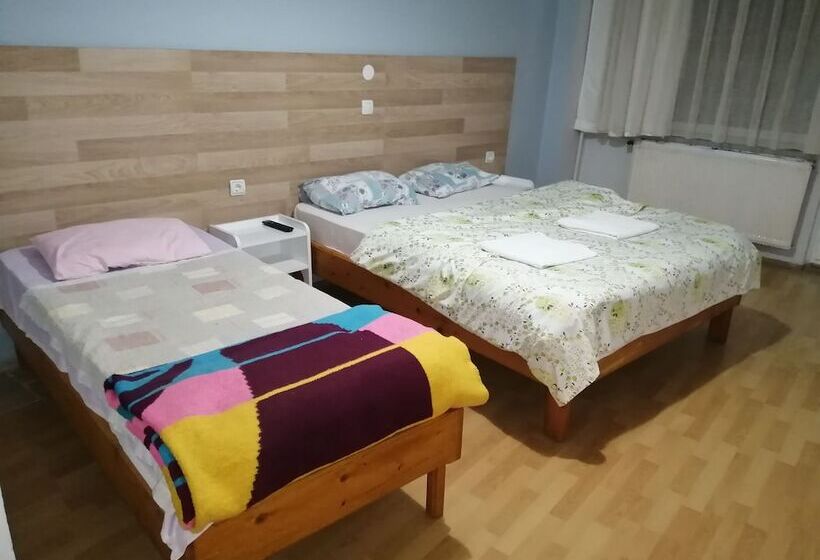 Номер Стандарт Вид на Горы, çiğdem Motel Pansiyon & Pub
