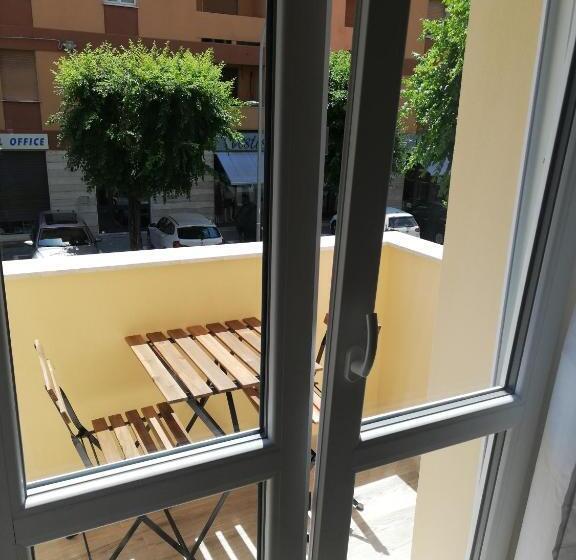 발코니가 있는 4인용 스탠다드 룸, Domo Alghero Centro