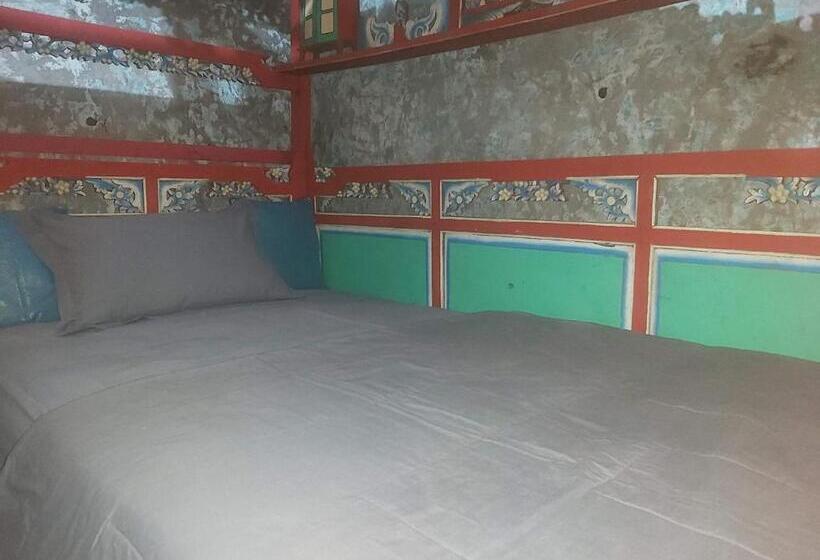 Quarto Economy, Twospaces Living At Bunga Desa, Jimbaran