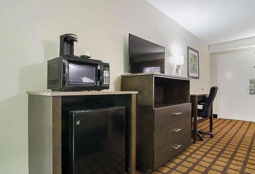 Номер Стандарт, Quality Inn Raeford