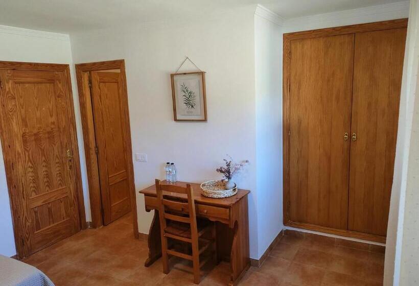 Номер Стандарт, Hostal Mirall Rural