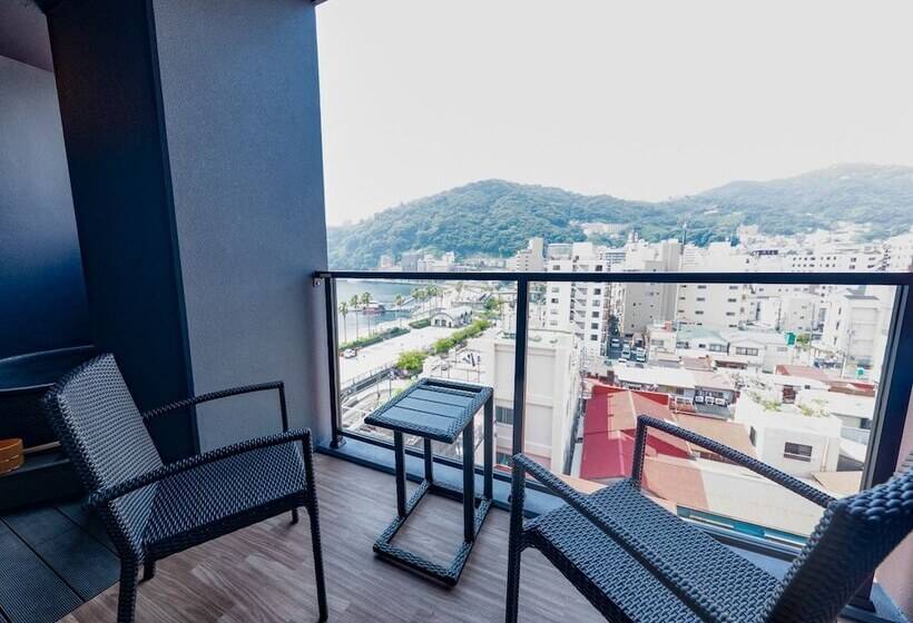 Номер Deluxe, Livemax Resort Atamiseafront