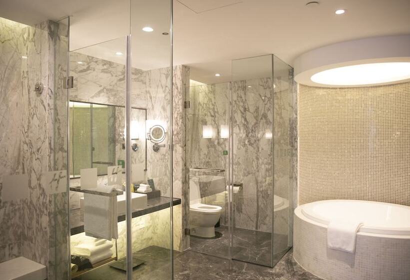 Люкс, Holiday Inn Chengdu Airport, An Ihg