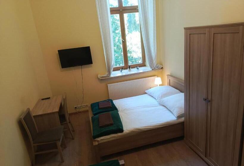 Номер Стандарт Трехместный, Dobry Zakątek Dom Rekolekcyjny