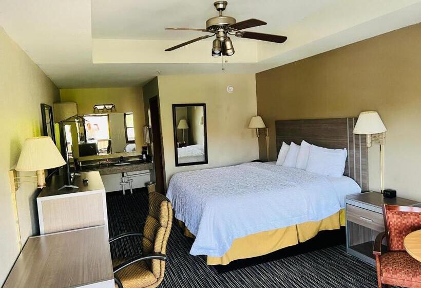 스탠다드 룸 킹사이즈 침대, Alpine Valley Inn