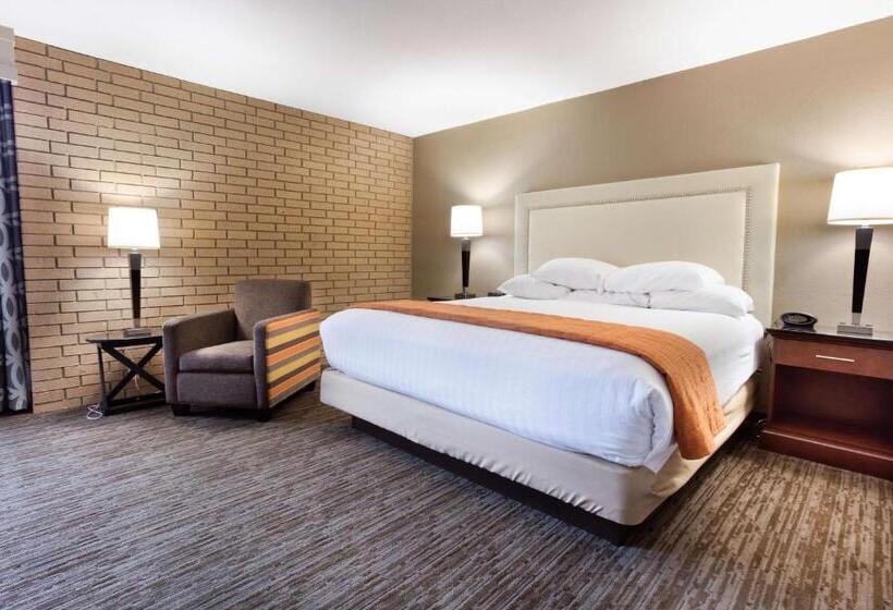 Люкс Кровать Кинг, Drury Inn & Suites Kansas City Airport