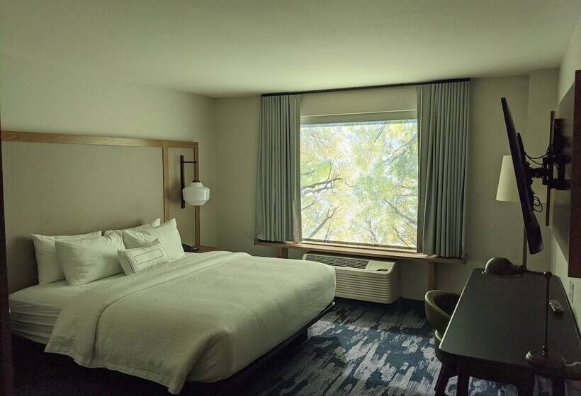 Люкс, Fairfield Inn & Suites Lincoln Crete
