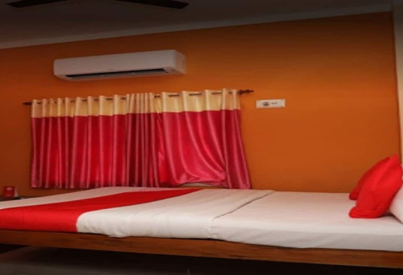 Номер Deluxe, Kristi Guest House, Shantiniketan